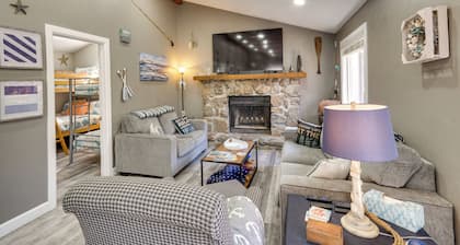 Private Boat Dock: Sunrise Beach Home w/ Fire Pit