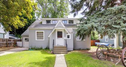 Charming Hamilton Hideaway: Half-mi to Main St!