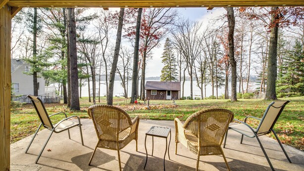 Interior - Brainerd Cabin: Waterfront Fire Pit + Lake Access! (Brainerd)