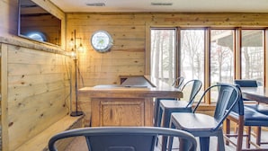 Interior - Brainerd Cabin: Waterfront Fire Pit + Lake Access! (Brainerd)