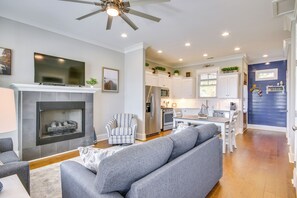 Cottage (2 Bedrooms) | Interior