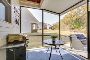 Cottage (2 Bedrooms) | Interior