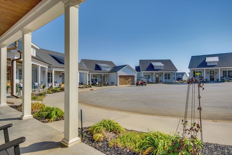 Cottage (2 Bedrooms) | Interior. Lake Access & Boat Slip: Greenwood Cottage!