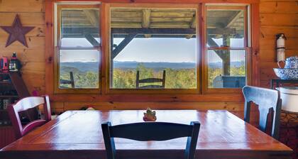 Remote Escape: Vermont Cabin w/ Mountaintop Views!