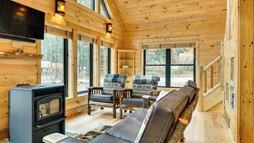 House (1 Bedroom) | Interior