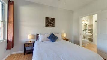 Apartment (2 Bedrooms) | Bahagian dalam