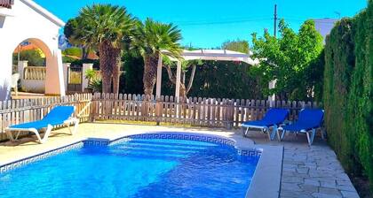 SAONA VILLAS (CP LUNA): villa for 8 people, with private pool, near the sea