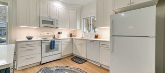 Spacious Naples Vacation Rental w/ Private Hot Tub