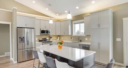 Family-friendly Brookings Home: 3 Mi to Downtown!