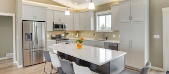 Family-friendly Brookings Home: 3 Mi to Downtown!