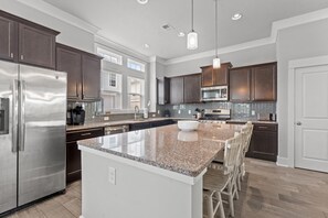 Fridge, microwave, oven, stovetop - Spacious Retreat in Myrtle Beach: At Salt & Light, Your Dream Vacation Awaits (Myrtle Beach)