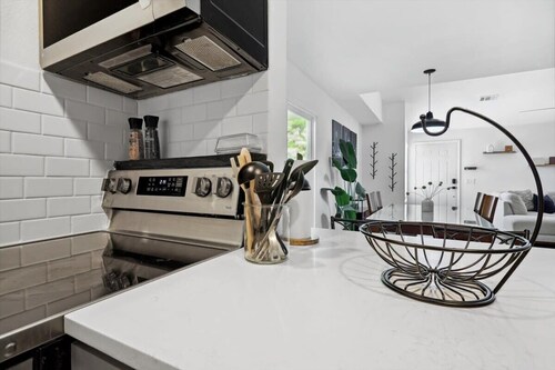 Cozy & Modern Home in Heart of Dallas