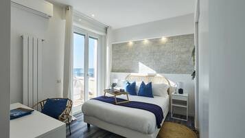 1 chambre, coffres-forts dans les chambres, bureau, Wi-Fi gratuit