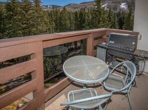 Outdoor dining - Ski-In/Out, Mtn Views, next to Gondola, TT6A (Vail)