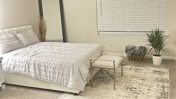 1 多间卧室、办公桌、免费 WiFi、床单