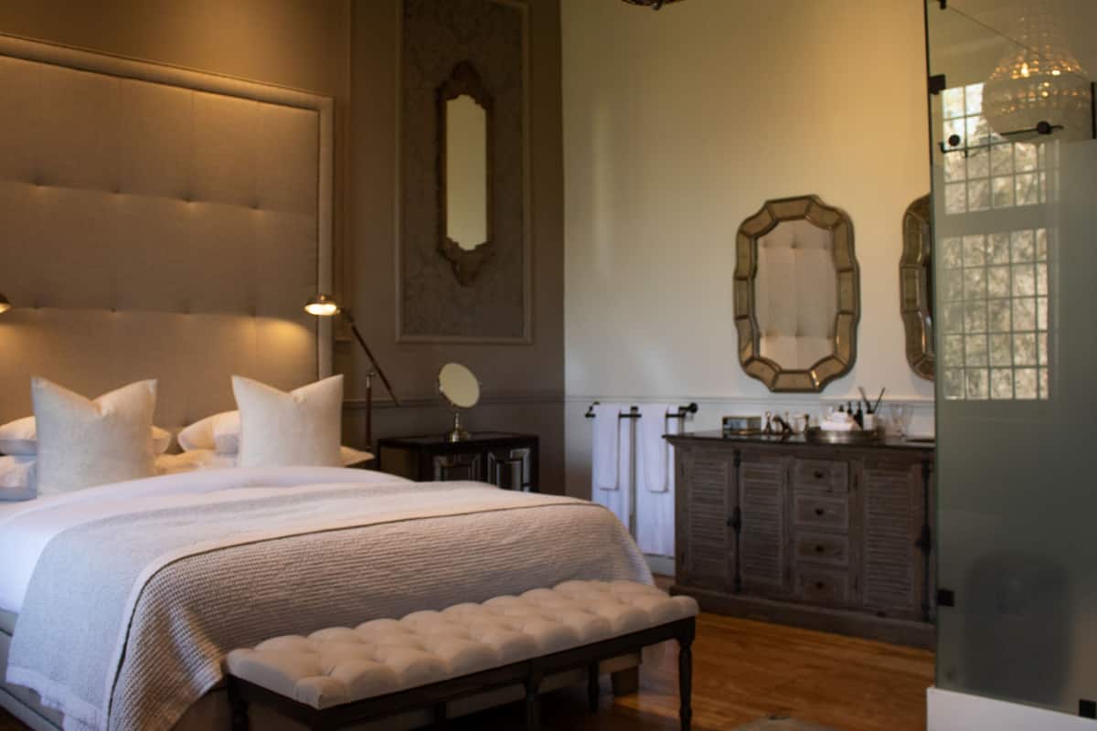 Chambre Double Luxe | Décoration personnalisée, ameublement personnalisé, Wi-Fi gratuit