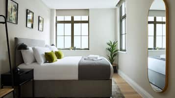 Three Bedroom Two Bathroom | In-room safe, laptop workspace, soundproofing, iron/ironing board