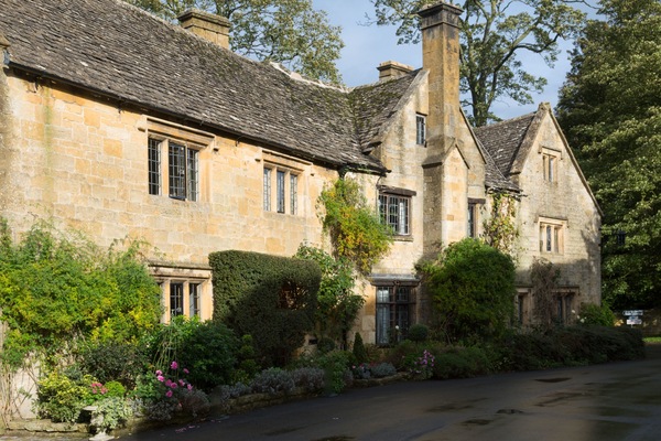 Charming architecture to admire in Stanton