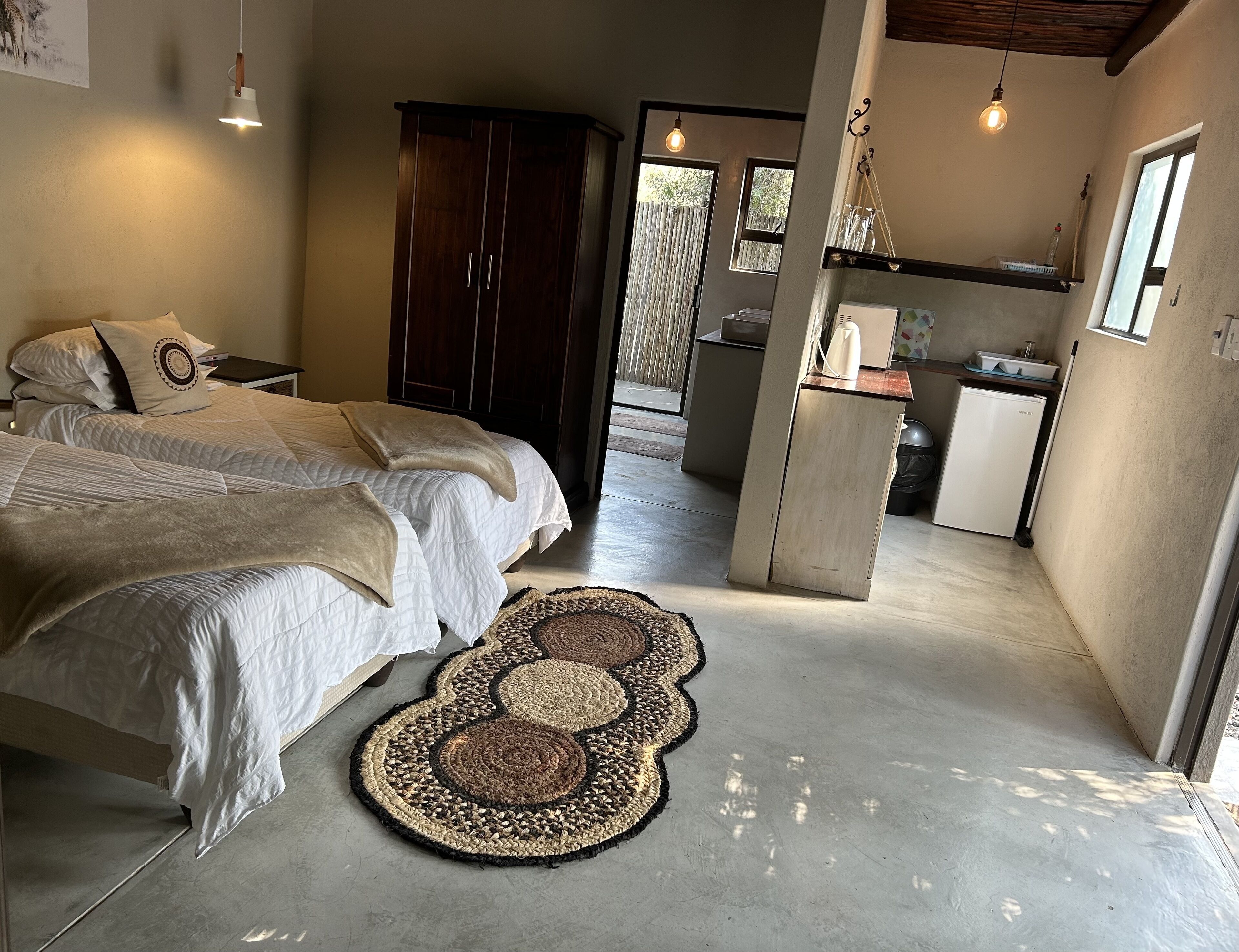 Leadwood Tree Safari Lodge , Hoedspruit Reviews & Hotel Deals Book