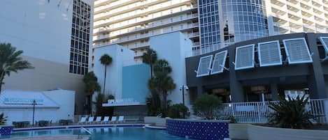 Alberca al aire libre