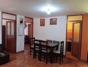 Dining - Ukumary Wasi (Cusco)
