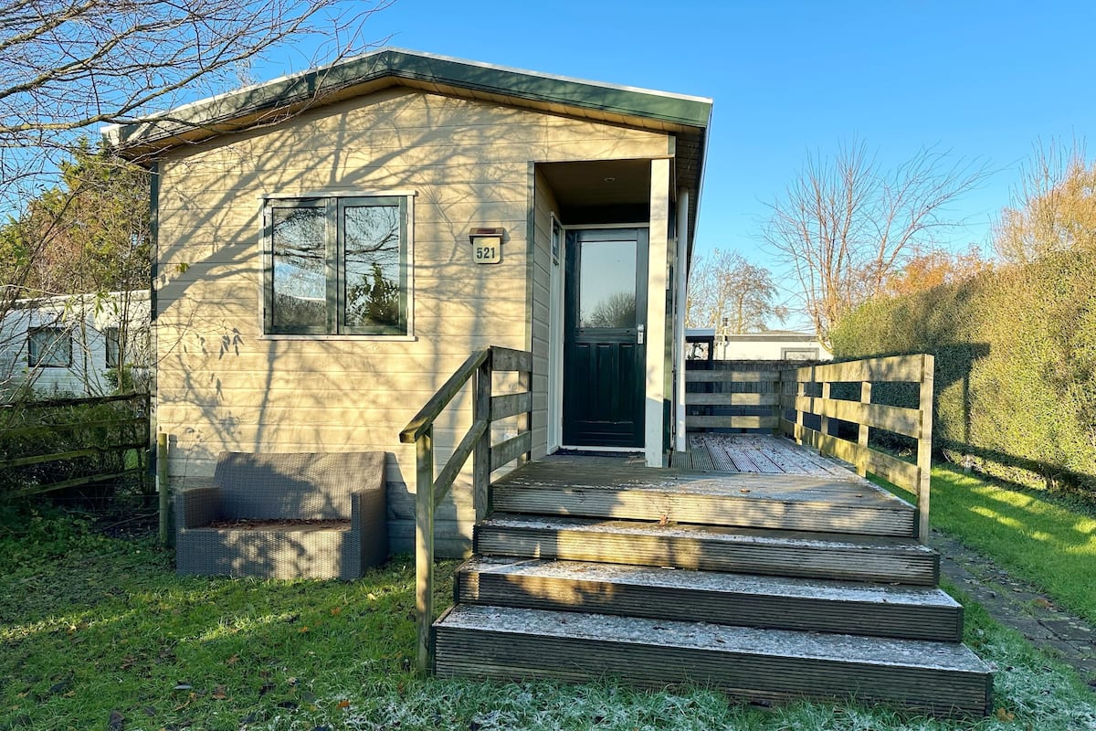 Chalet 521 | 2 bedrooms, premium bedding, individually decorated