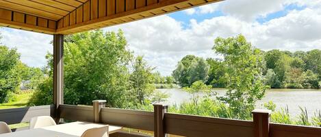 Chalet 503b | Sängtillbehör av högsta kvalitet, individuell inredning och unika möbler