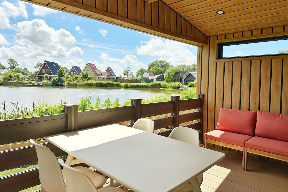 Chalet 503a | 2 bedrooms, premium bedding, individually decorated