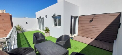 "Roca Apartment. Departamento de diseño y confort"
