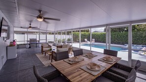 Outdoor dining