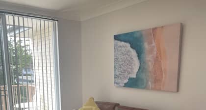 Close to Beach!! renovated 2 bdr unit,quiet area only 400mtre to patrolled beach