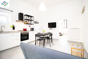 Interior - LeS House - Apartment 1 by TuscanyWeGo (Pisa)