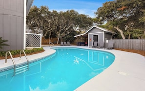 A heated pool - Close Beach Access- Private Pool - Guest Favorite (Santa Rosa Beach)