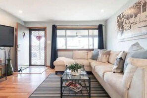 TV connectée, cheminée