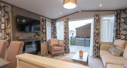 Sandpiper - a new, pet friendly property on Sandhills Holiday Park.