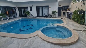Pool - Villa, 5 Chambres, Piscine, Terrasse Amenagée. Ideal Pour les Familles (Saly)