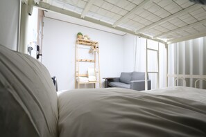 Double or Twin Room | Down comforters, free WiFi - L3 Guesthouse (Seoul)