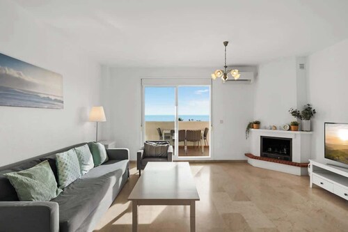 Torrequebrada apartment by Costarentals - Ref 238