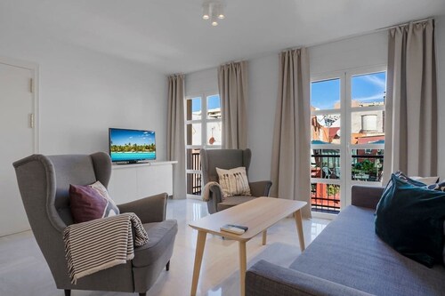 Best location apartment by Costarentals - Ref 28