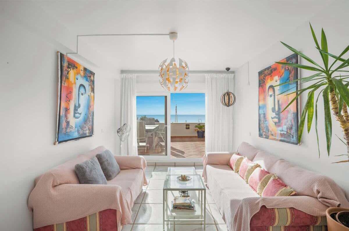 Een smart-tv en een kantoor