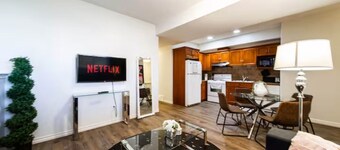 Chic Modern Vibes - Sleeps 6 - Netfix - Wifi - Long Stays