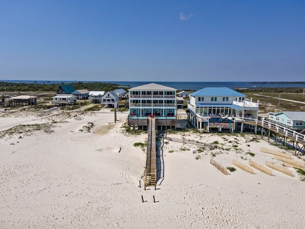 On the beach - BeachFront 5Bed EasyBreezy East (Gulf Shores)