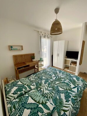 1 chambre, fer et planche Ă repasser, accĂšs au Wi-Fi (inclus)