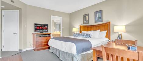 1 bedroom, desk, iron/ironing board, WiFi