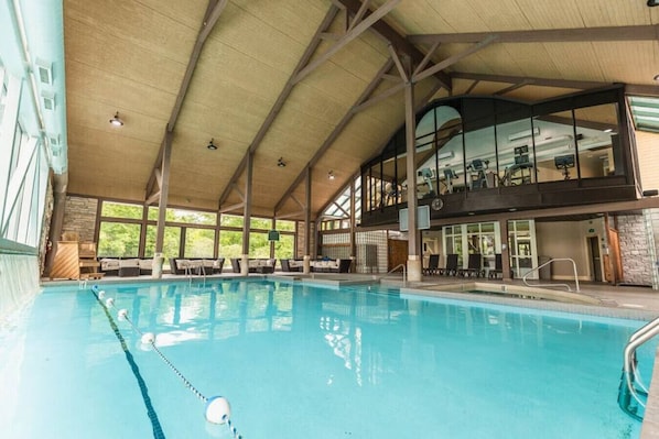 Pool - Lovely Getaway in Nature (Shanty Bay)