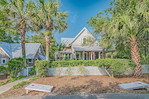 Exterior - Reset on BHI - Cape Fear Station "Cottage of the Year" Sleeps 6 BHI/Shoals (Bald Head Island)