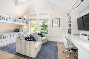 3 habitaciones, escritorio, cuna de viaje y wifi gratis 