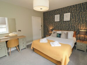 Cottage | 3 bedrooms, individually decorated, individually furnished, free WiFi - Columbus View (Scarborough)