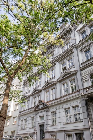 Exterior - TurnKey | National Museum Apartments (Prague)