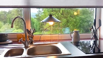 Comfort Room | Private kitchenette